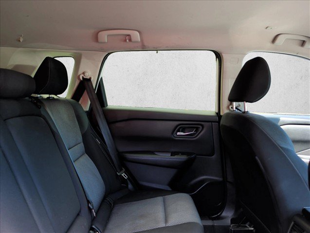 Used 2024 Nissan Rogue SV AWD/4WD image 25