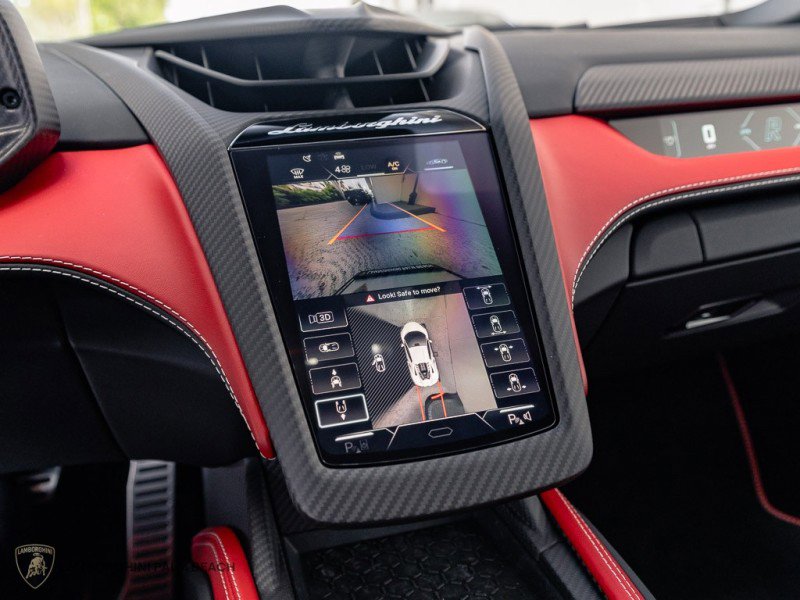 Used 2025 Lamborghini Revuelto AWD/4WD image 16