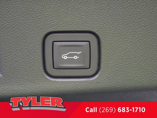 New 2026 Chevrolet Traverse Z71 w/ Enhanced Driving Package AWD/4WD image 20