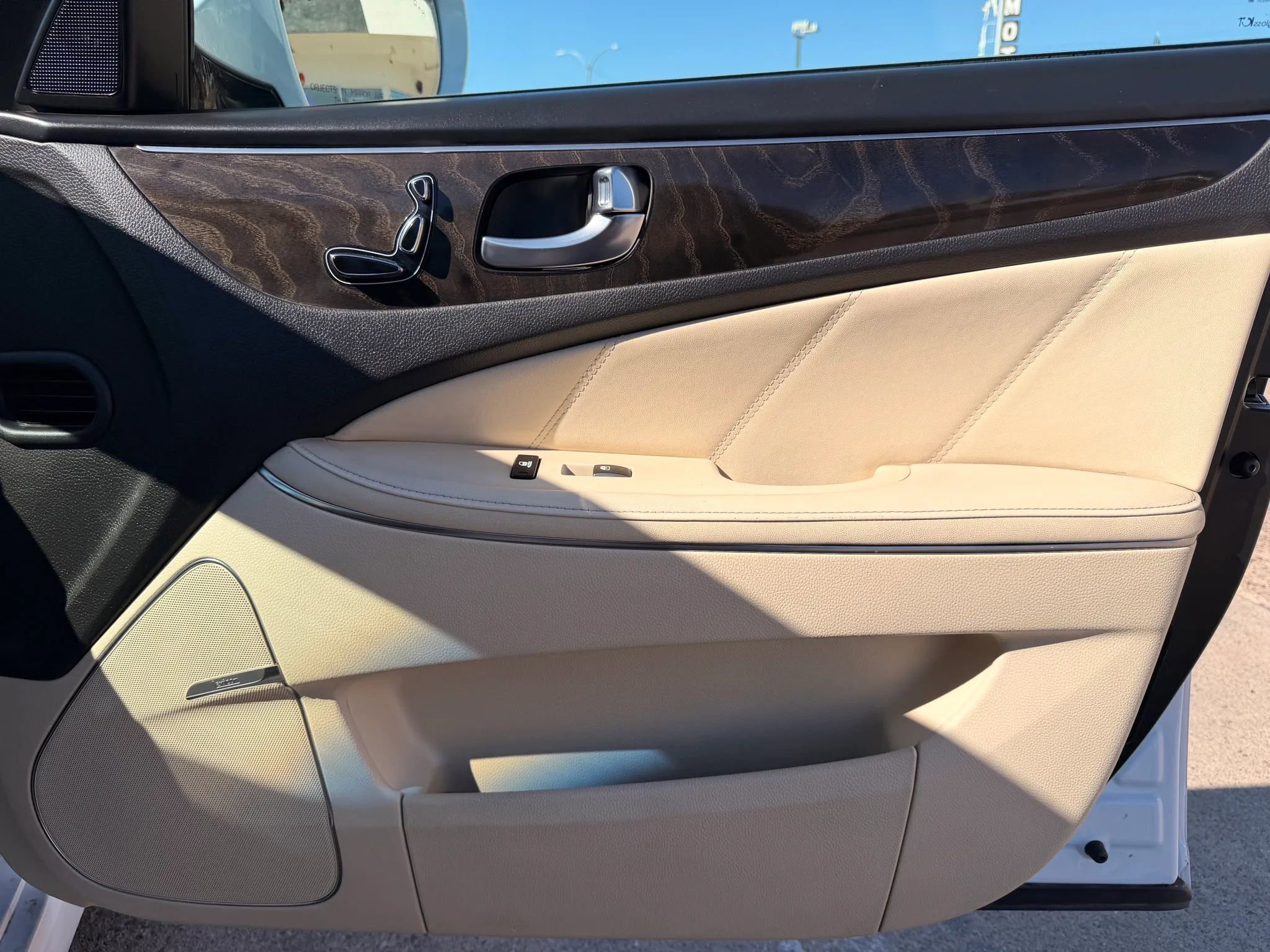 Used 2014 Hyundai Equus Signature image 25