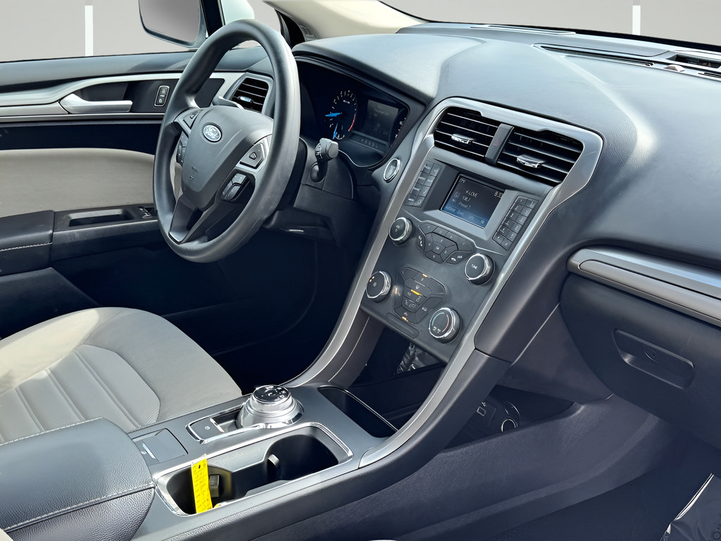 Used 2019 Ford Fusion S FWD image 8
