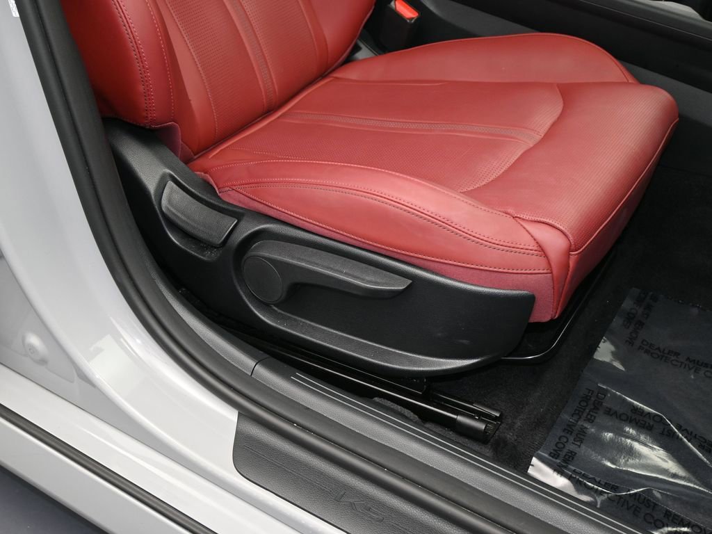 Used 2025 Kia K5 GT-Line w/ GT-Line Premium Package image 51