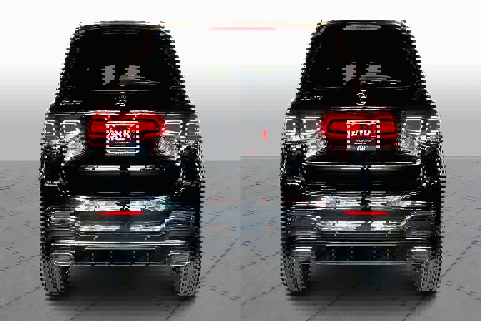 Used 2022 Mercedes-Benz GLC 300 image 4