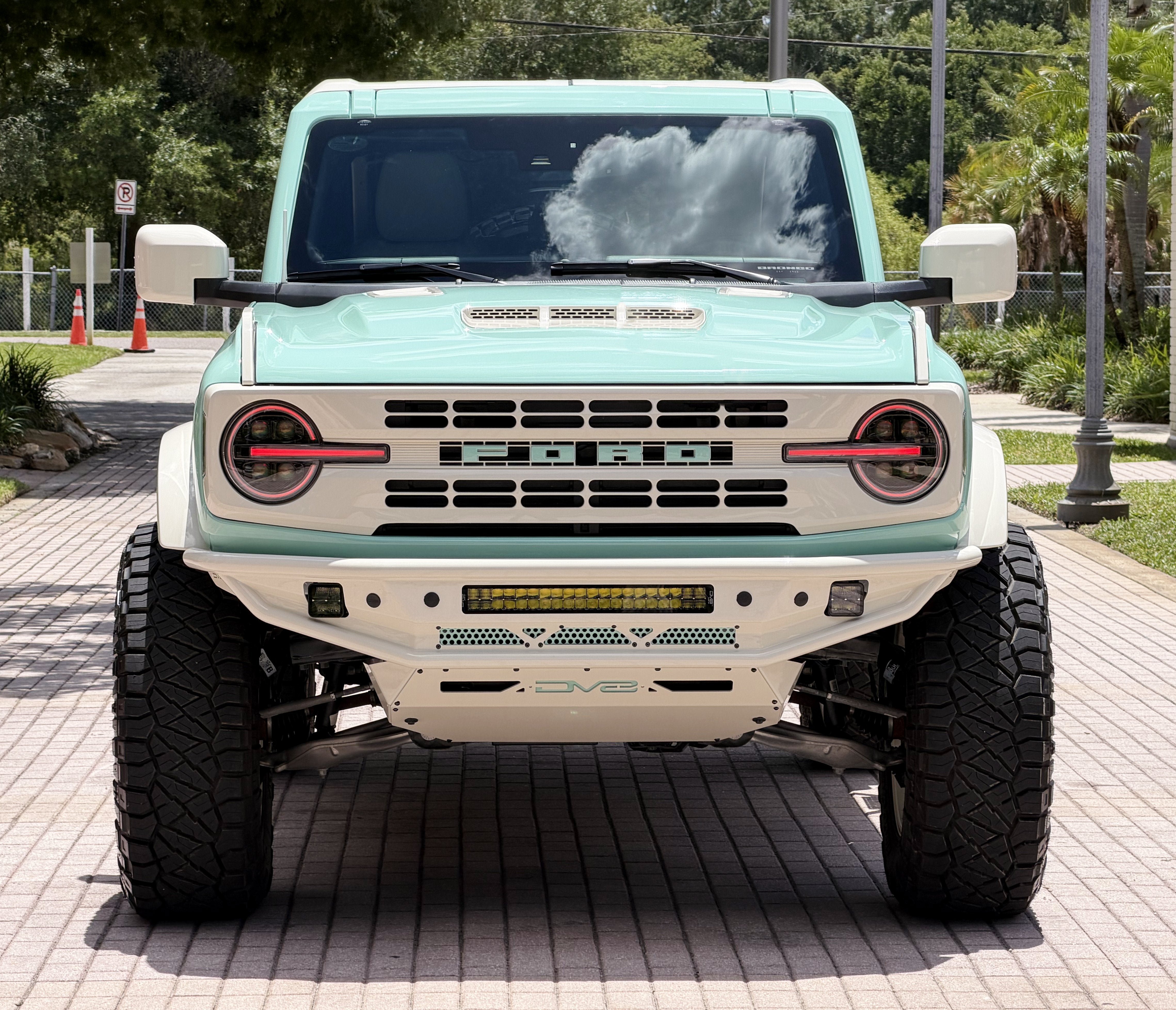 Used 2025 Ford Bronco Outer Banks AWD/4WD image 27
