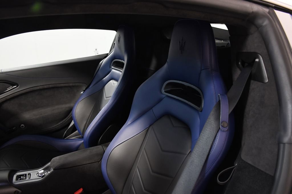Used 2022 Maserati MC20 Coupe RWD image 17