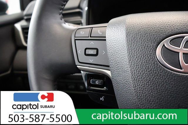 Used 2025 Toyota Camry LE image 22