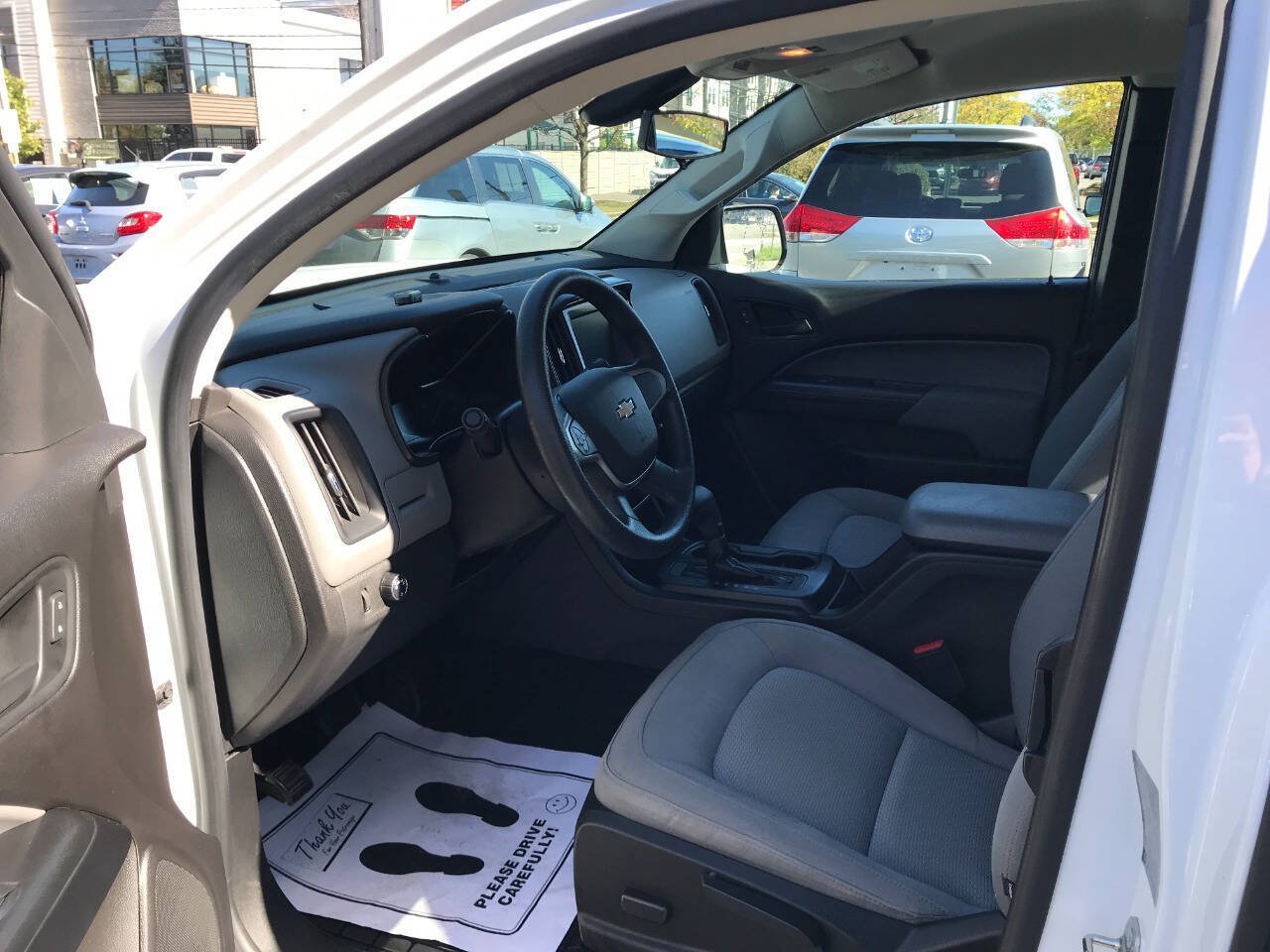 Used 2018 Chevrolet Colorado W/T w/ WT Convenience Package RWD image 9