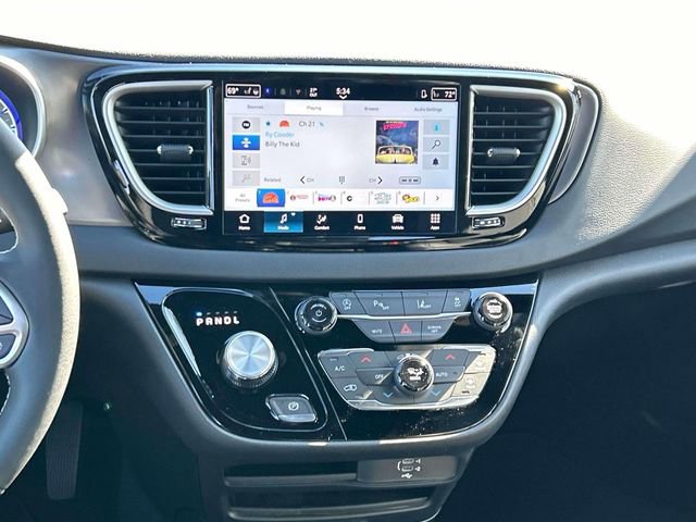 New 2026 Chrysler Voyager LX FWD image 16