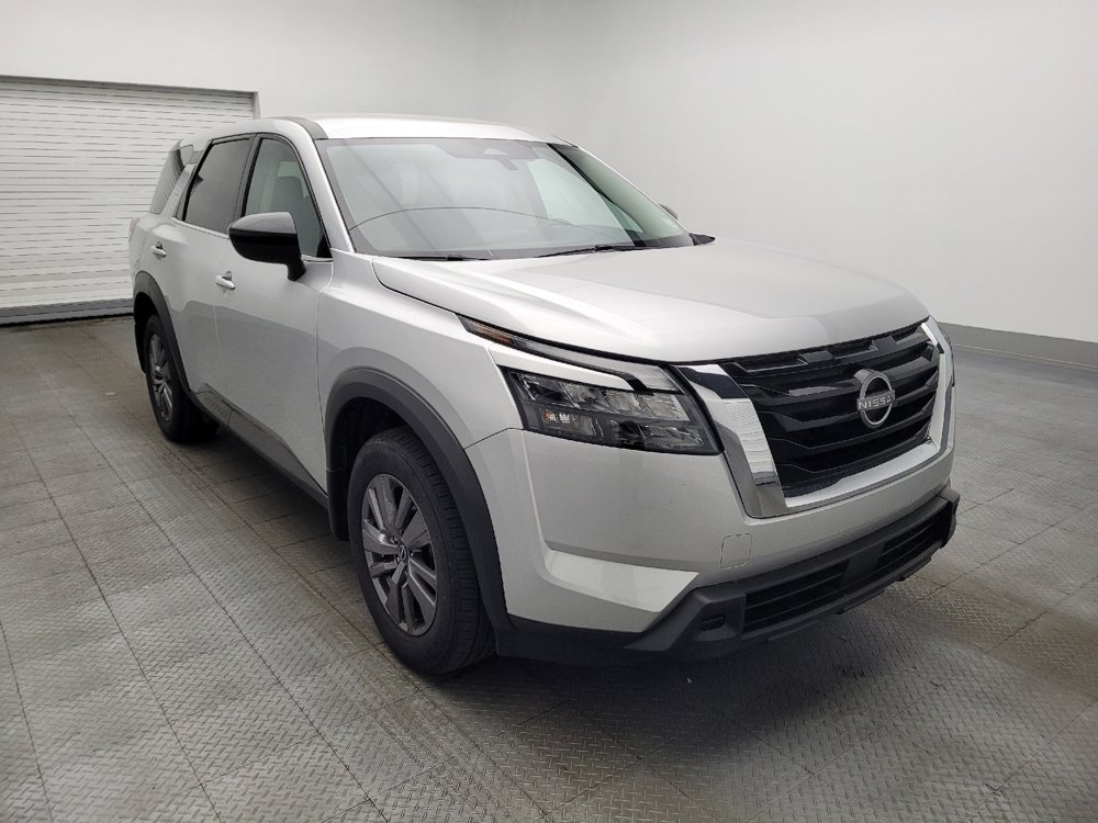 Used 2023 Nissan Pathfinder S image 13