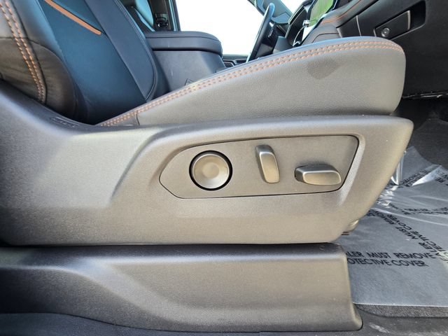 Used 2025 GMC Sierra 1500 AT4 AWD/4WD image 19