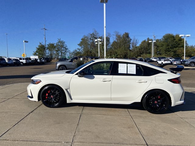 Used 2023 Honda Civic Type R image 6