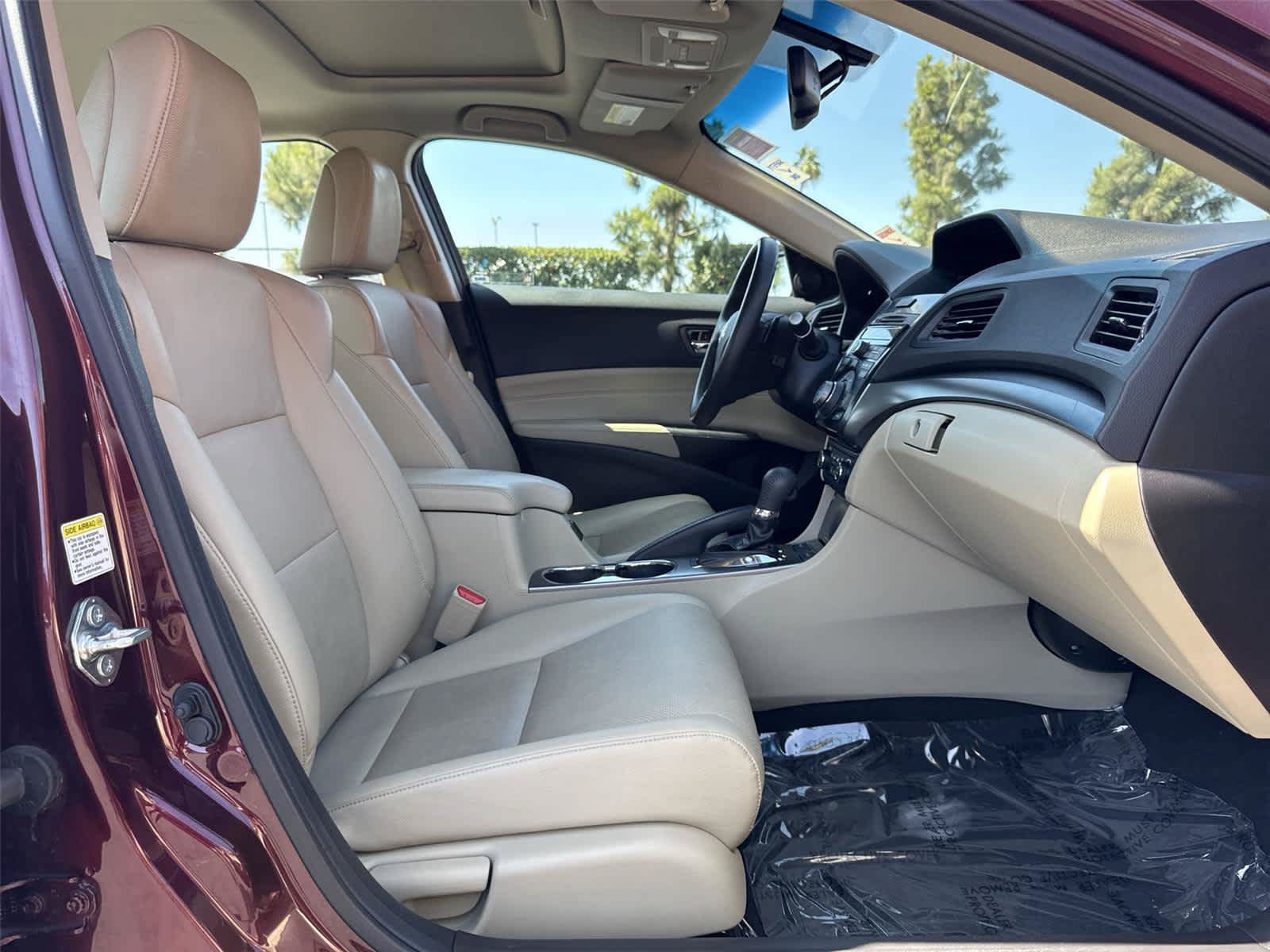 Used 2015 Acura ILX w/ Technology Package FWD image 15