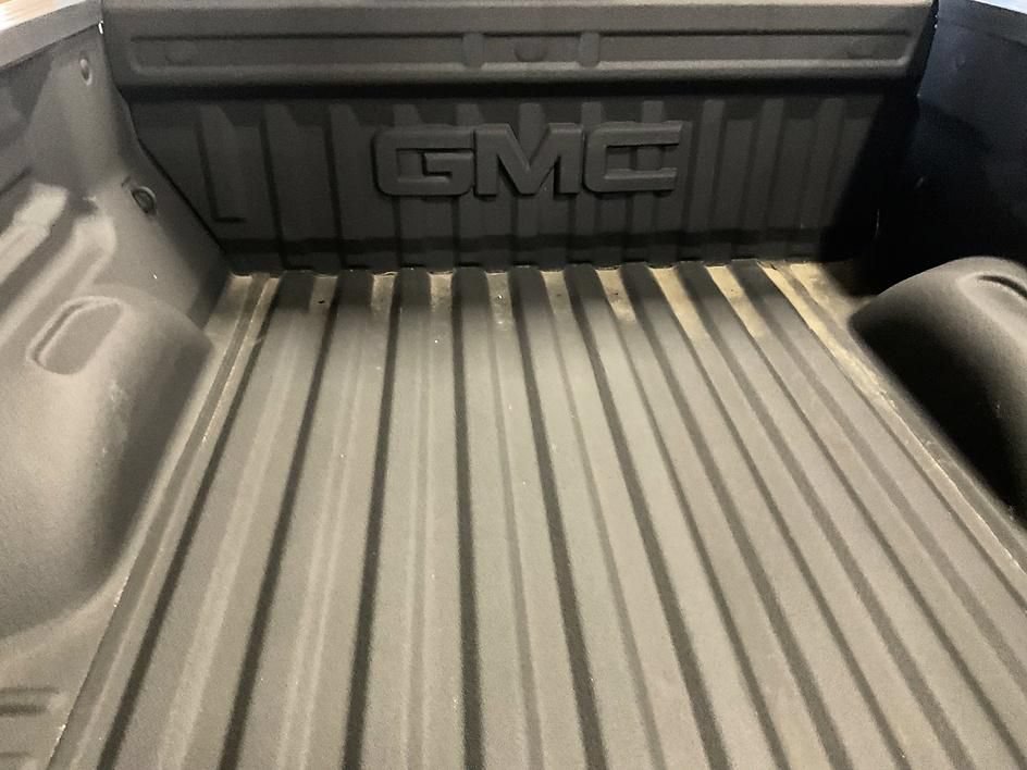 Used 2019 GMC Canyon SLT w/ Driver Alert Package AWD/4WD image 14