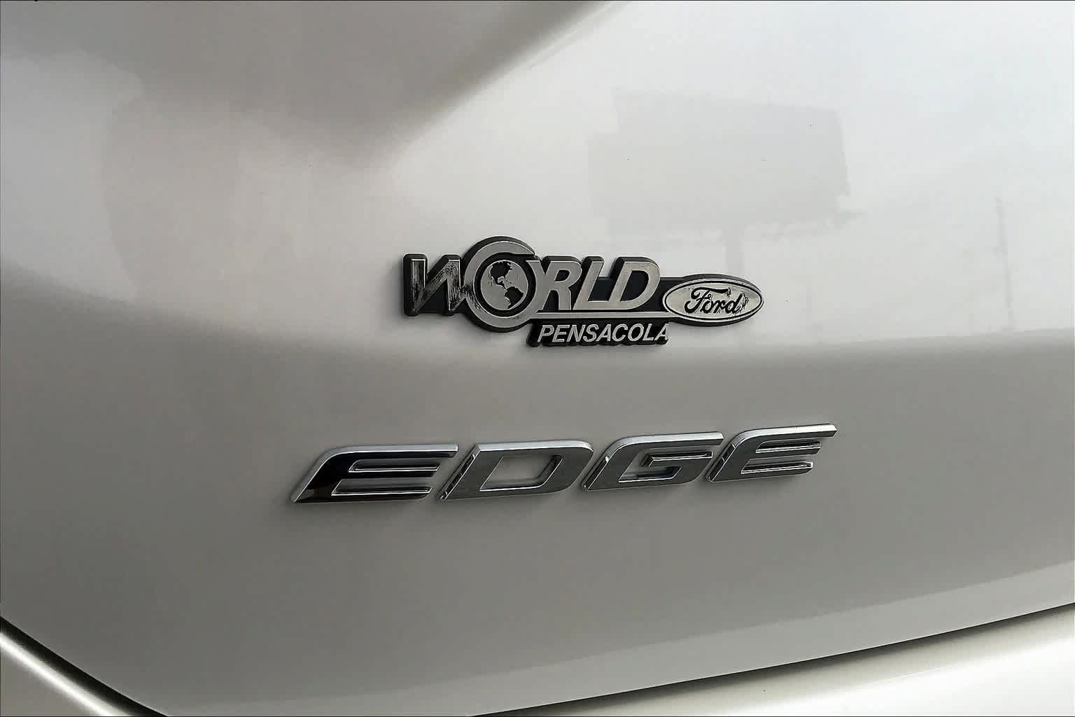 Used 2019 Ford Edge SEL w/ Equipment Group 201A AWD/4WD image 10