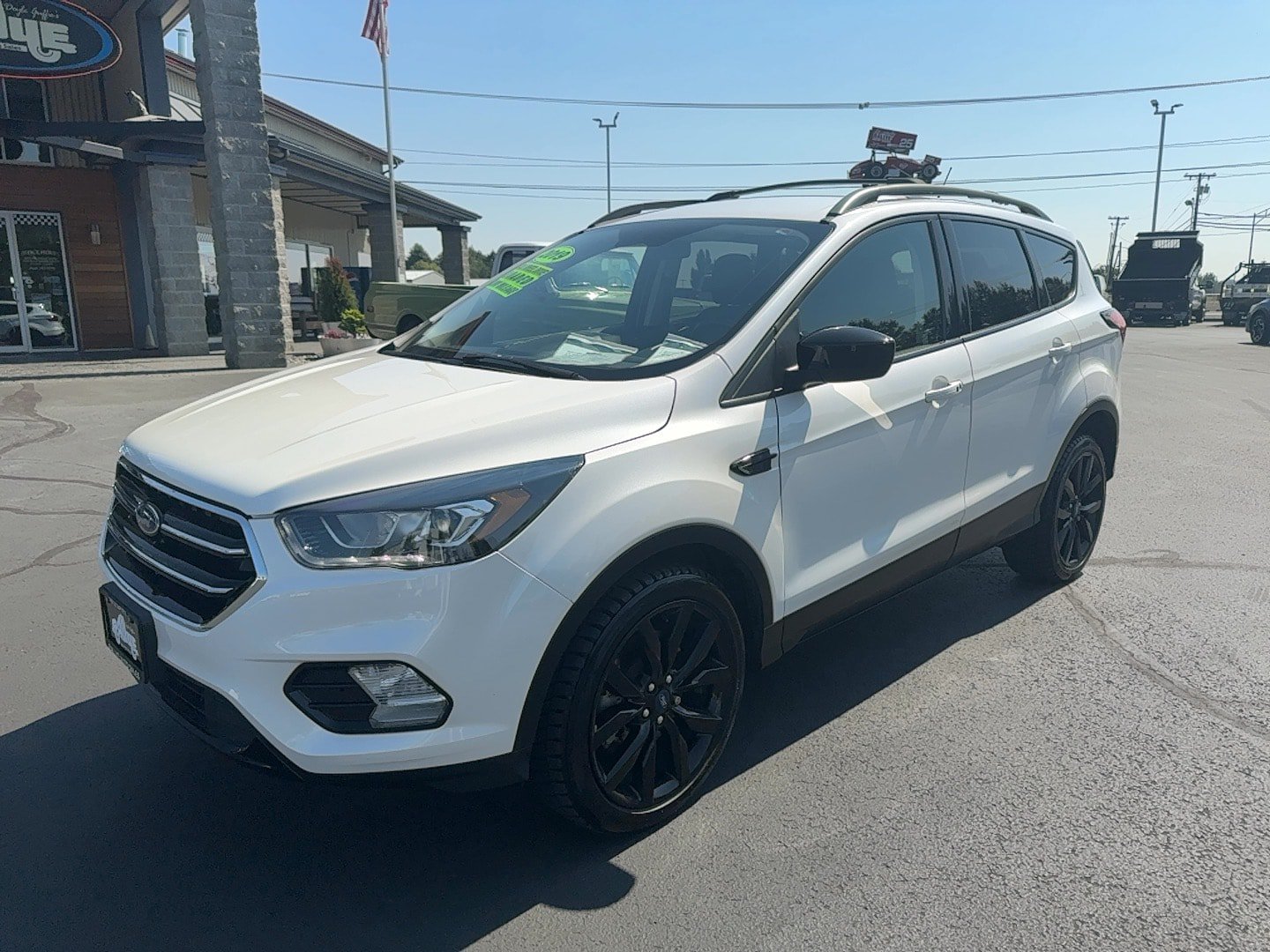 Used 2019 Ford Escape SE w/ SE Sport Appearance Package