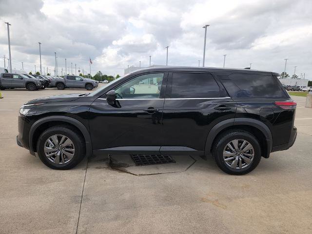 Certified 2025 Nissan Pathfinder S FWD image 8