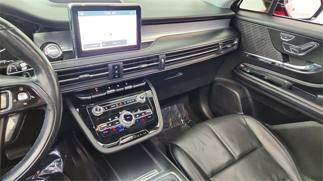 Used 2022 Lincoln Corsair AWD w/ Premium Package image 42