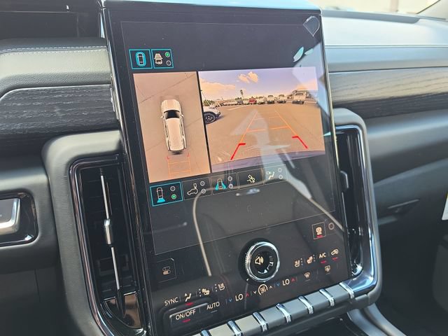 New 2026 GMC Yukon AT4 Ultimate AWD/4WD image 14
