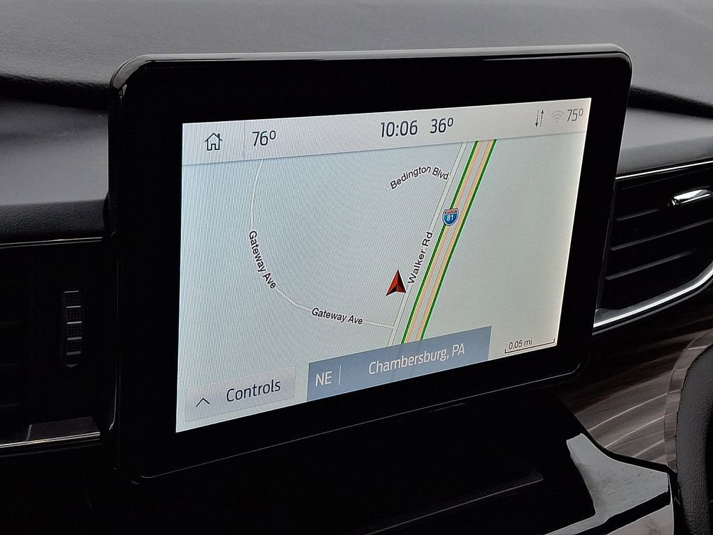 Certified 2022 Ford Explorer Limited w/ Hybrid Equipment Group 310A image 18