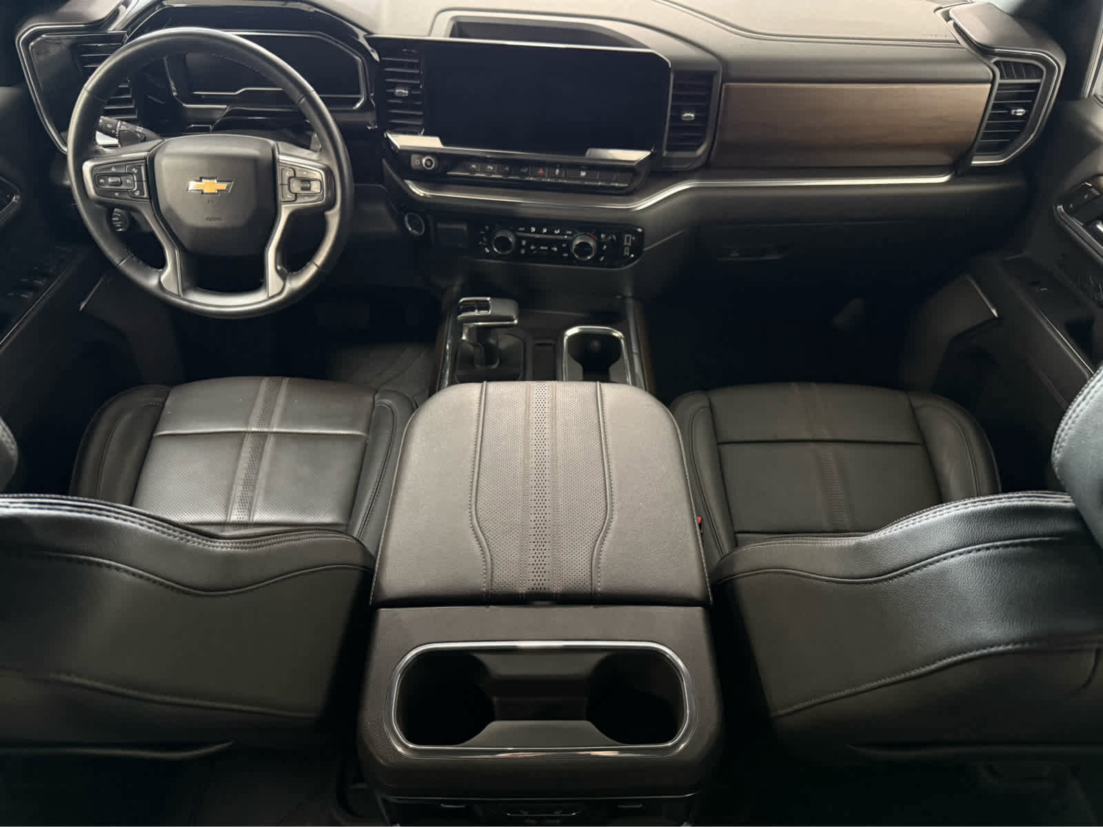 Certified 2024 Chevrolet Silverado 1500 High Country w/ High Country Premium Package image 17