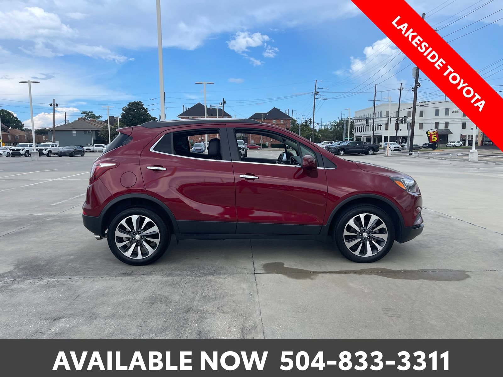 Used 2022 Buick Encore Preferred AWD/4WD image 6