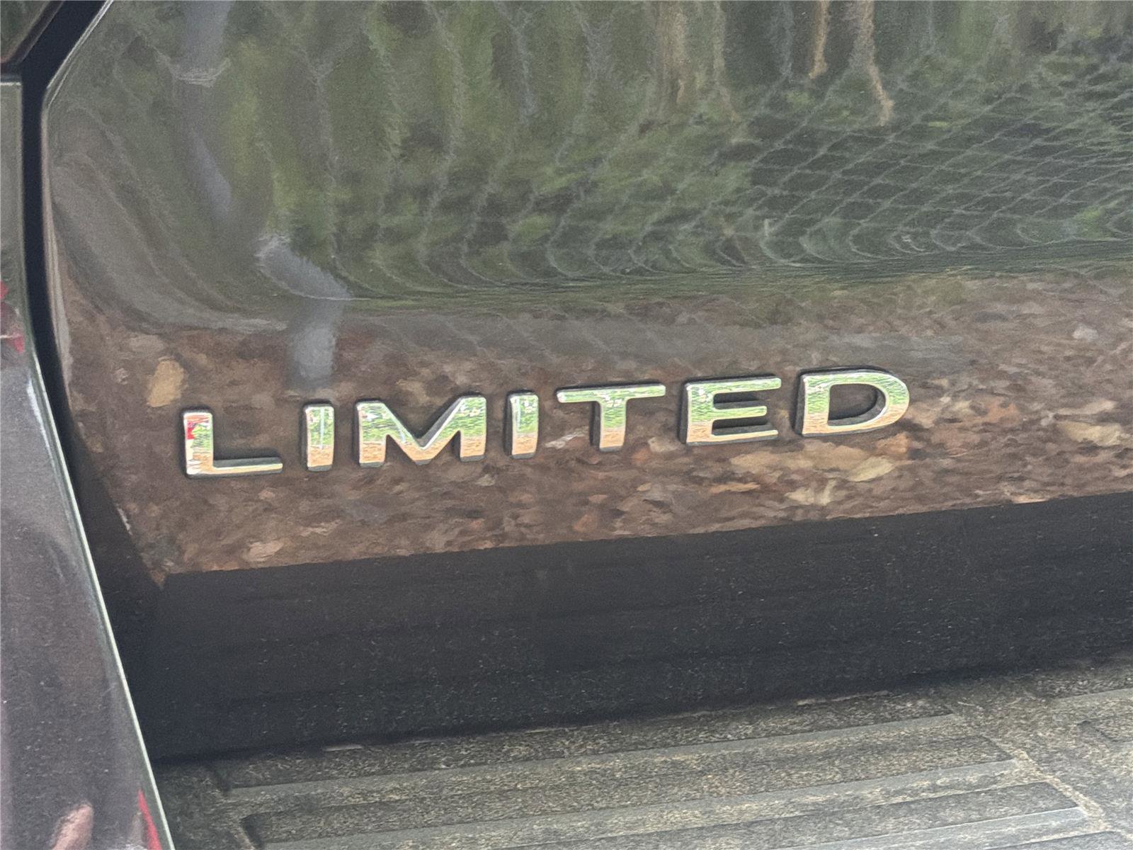 Used 2023 Ford Expedition Limited RWD image 6