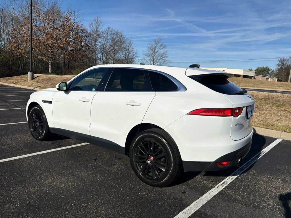 Used 2020 Jaguar F-PACE Prestige image 6