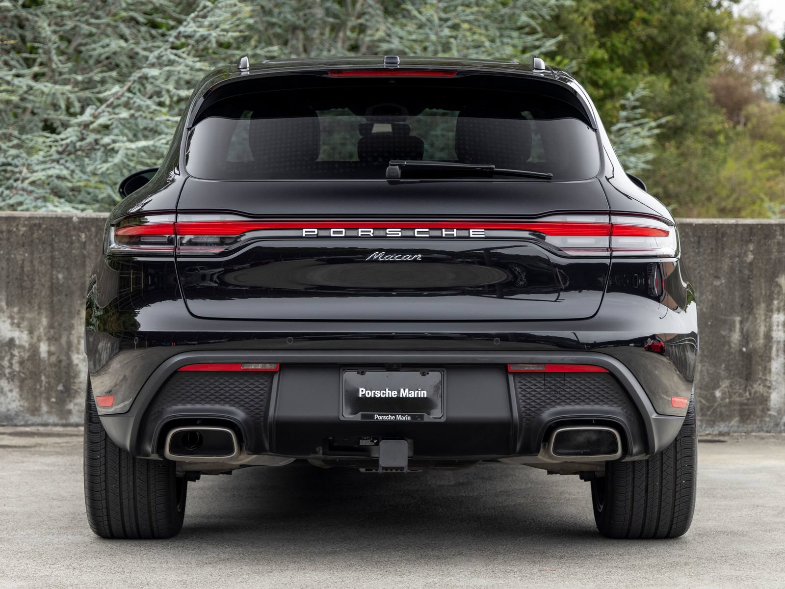 Used 2026 Porsche Macan AWD/4WD image 10