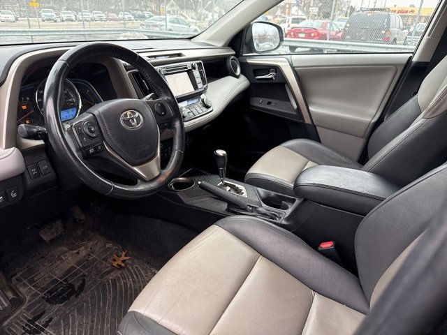 Used 2013 Toyota RAV4 Limited image 9