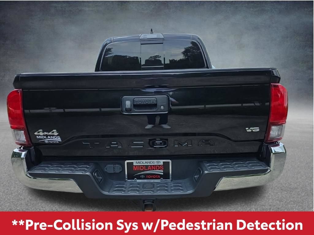 Used 2022 Toyota Tacoma SR5 AWD/4WD image 13