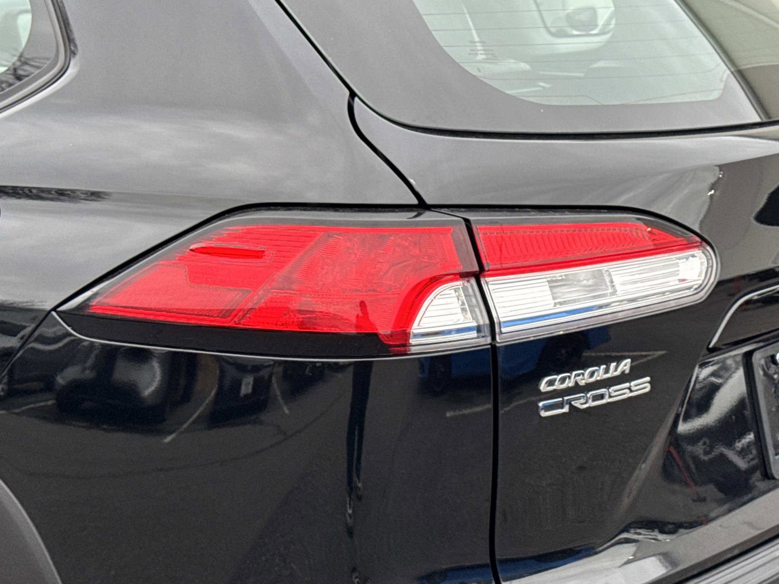 Used 2023 Toyota Corolla Cross L image 30