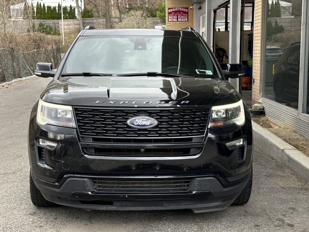 Used 2018 Ford Explorer Sport w/ Equipment Group 401A image 2