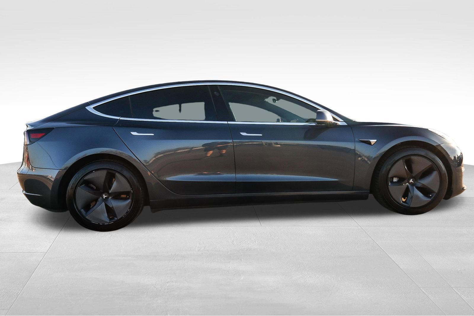 Used 2020 Tesla Model 3 Long Range image 4