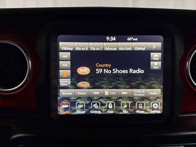 Used 2020 Jeep Gladiator Rubicon AWD/4WD image 18