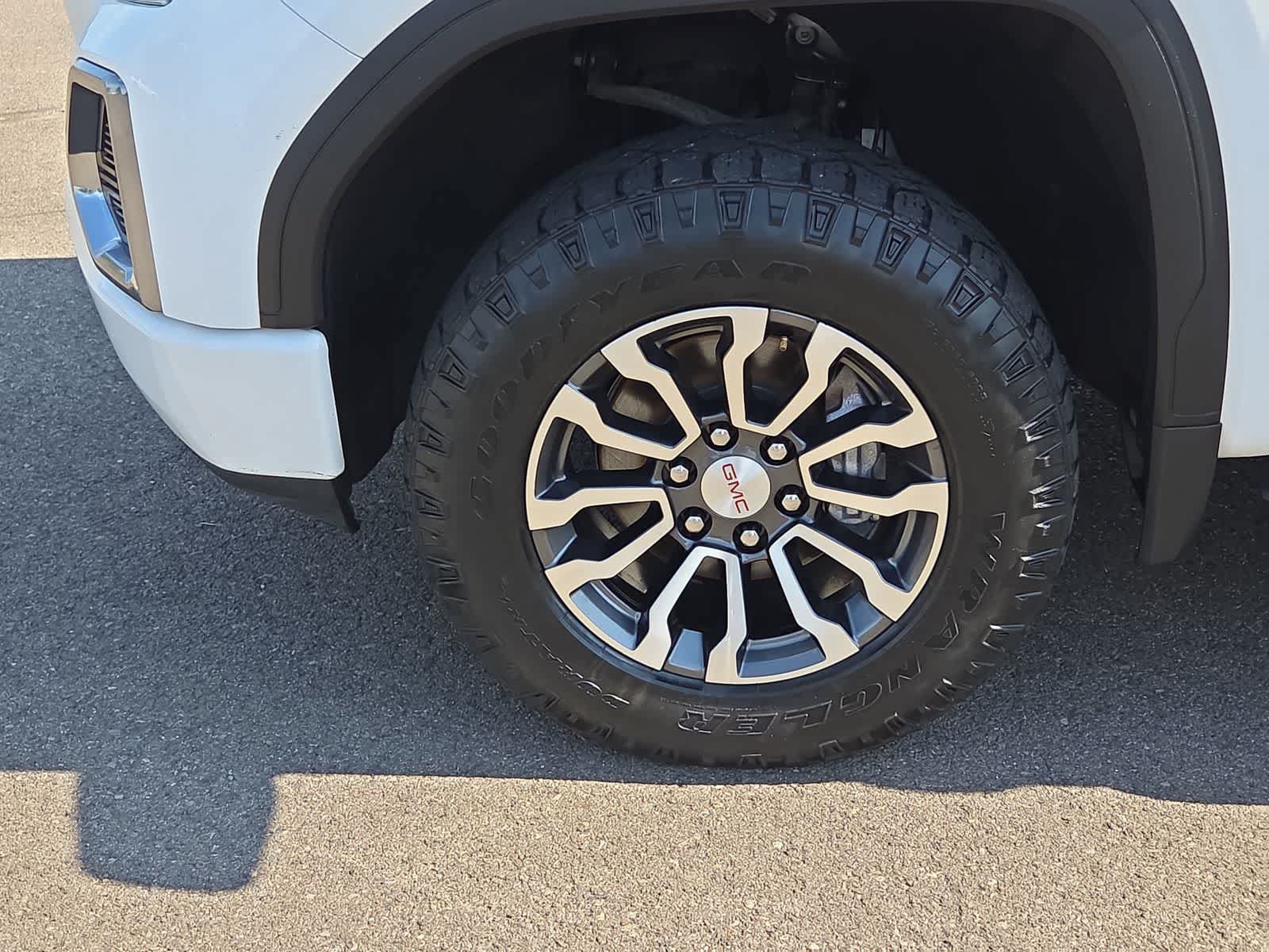 Used 2021 GMC Sierra 1500 AT4 AWD/4WD image 16