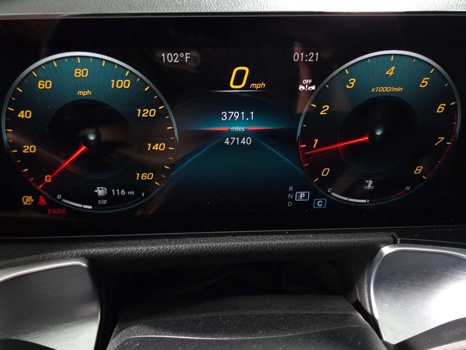 Used 2023 Mercedes-Benz GLB 250 image 29