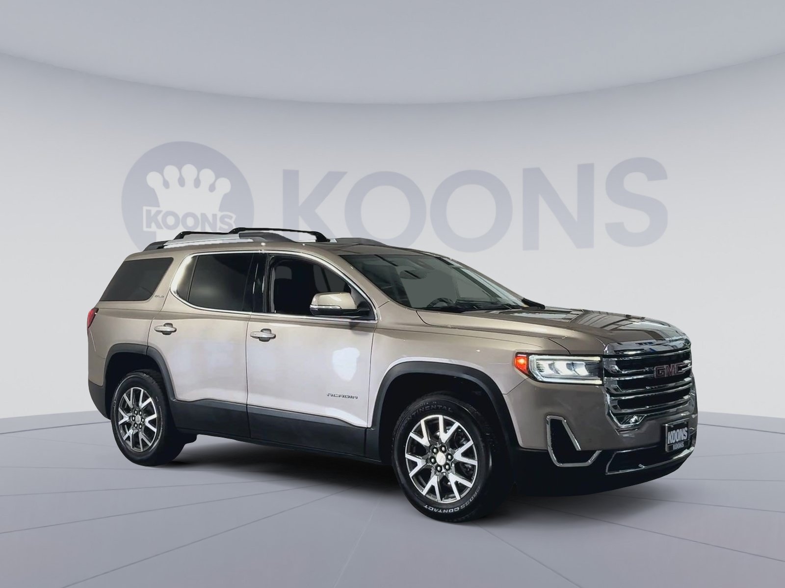 Used 2022 GMC Acadia SLE w/ Driver Convenience Package AWD/4WD image 2