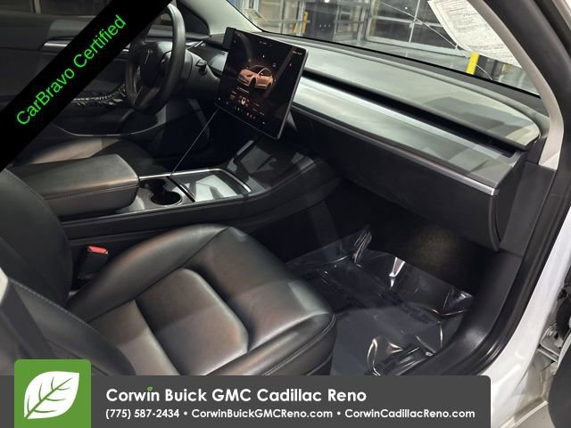 Used 2022 Tesla Model 3 Performance image 29