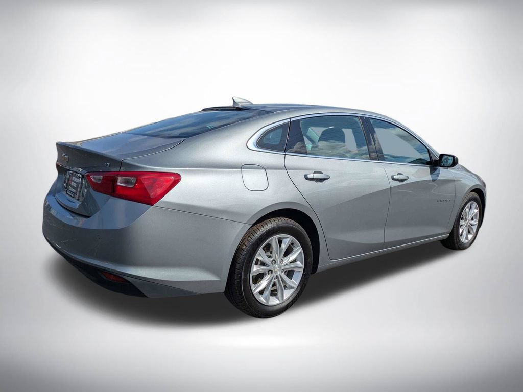 Used 2024 Chevrolet Malibu LT FWD image 4