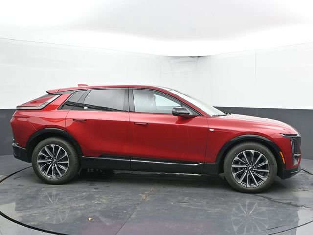 New 2025 Cadillac Lyriq Sport image 9