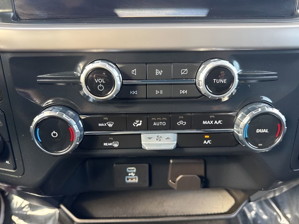 Used 2024 Ford F150 XLT w/ Tow/Haul Package image 18