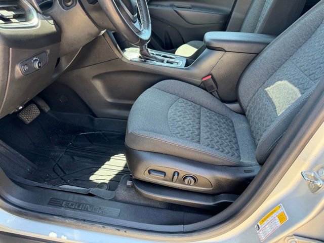 Used 2022 Chevrolet Equinox LT FWD image 17