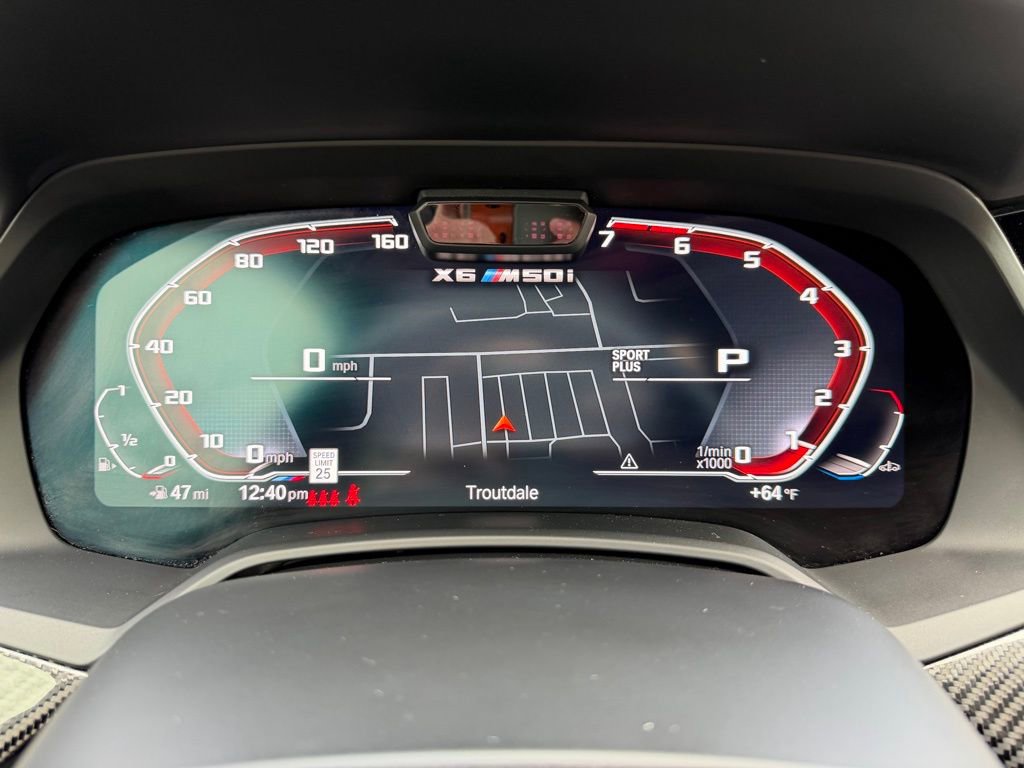 Used 2022 BMW X6 M50i w/ Executive Package image 21