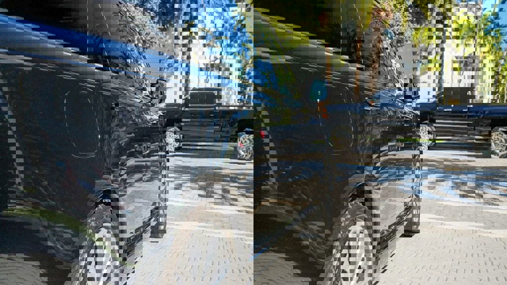 Used 2023 Land Rover Range Rover Long Wheelbase Autobiography image 23