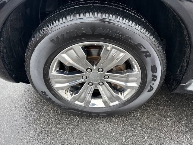 Used 2019 Nissan Armada Platinum w/ Captain's Chairs Package image 48