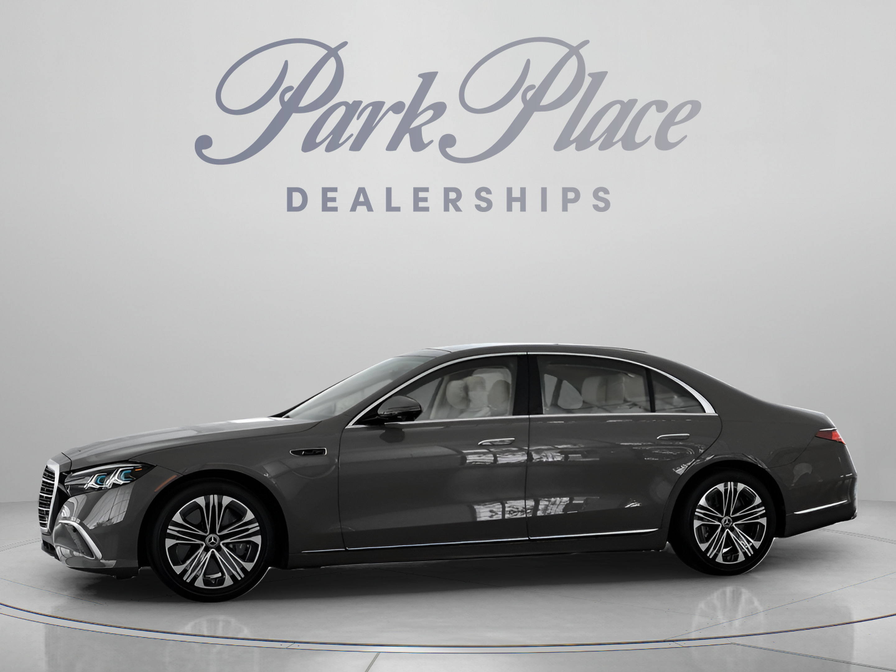 New 2027 Mercedes-Benz S 580 4MATIC Sedan image 4