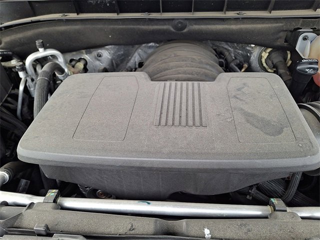 Used 2023 Chevrolet Suburban Z71 w/ Luxury Package image 31