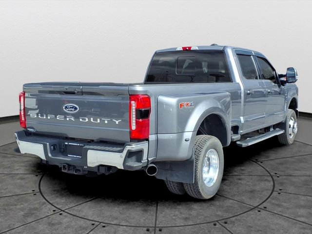 Used 2024 Ford F350 Lariat image 13