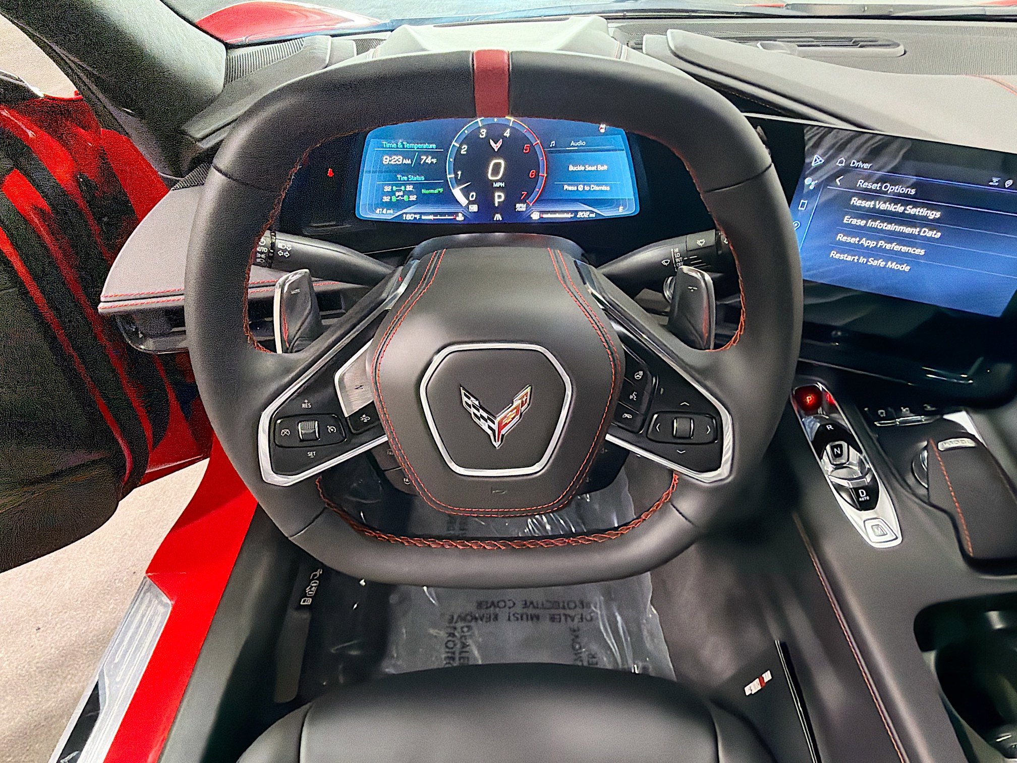 Used 2024 Chevrolet Corvette Stingray Premium Conv w/ Z51 Performance Package RWD image 34