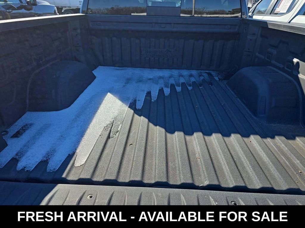 Used 2024 Chevrolet Silverado 1500 High Country w/ High Country Premium Package image 8